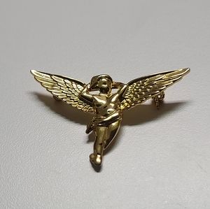 Angel wings brooch